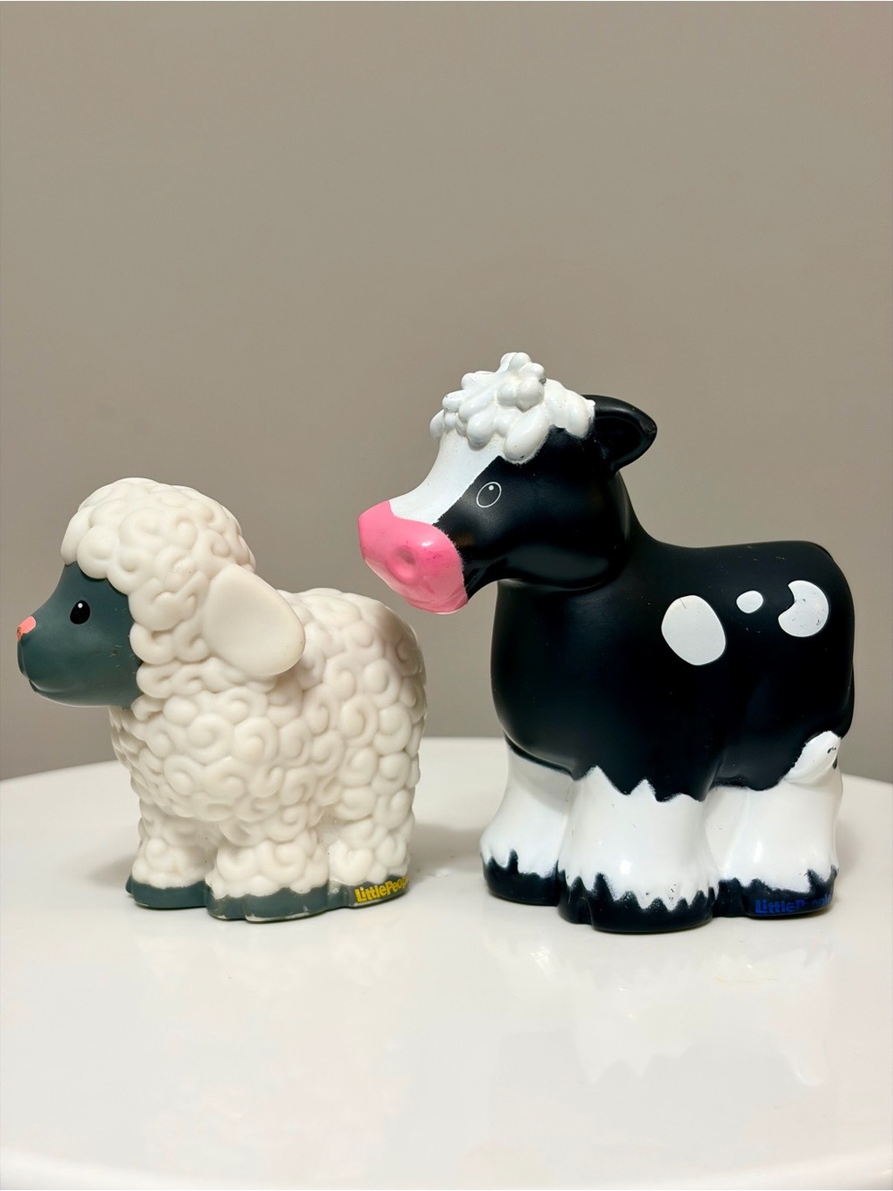 2012 Vintage Fisher-Price Little People Farm Animal Figurines - Farm Sub-Series